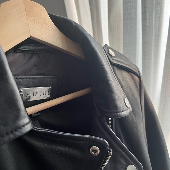 Daria leather jacket - Picture 9 of 16